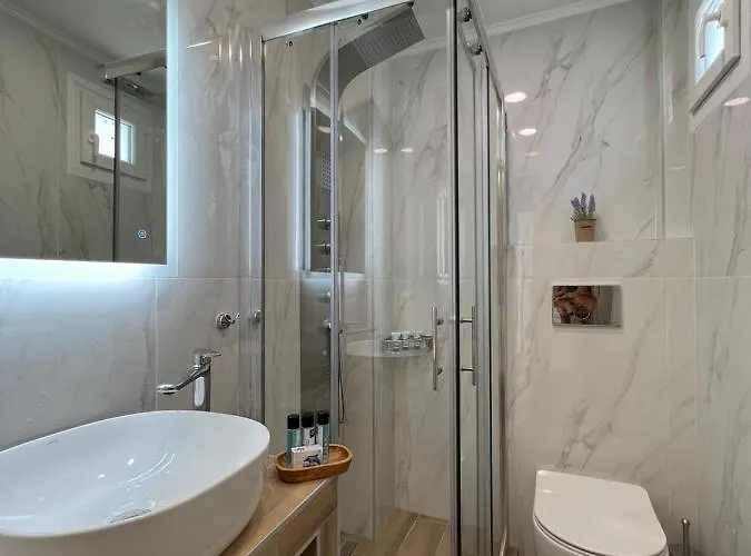 Wide Blue Luxury Boutique Apart Otel