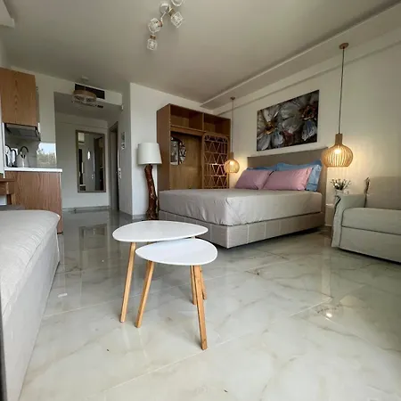 Wide Blue Luxury Boutique Neos Marmaras