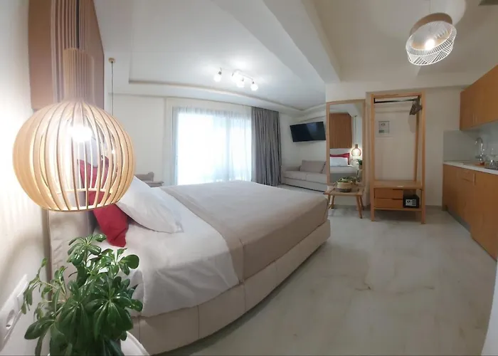 Wide Blue Luxury Boutique Aparthotel Neos Marmaras