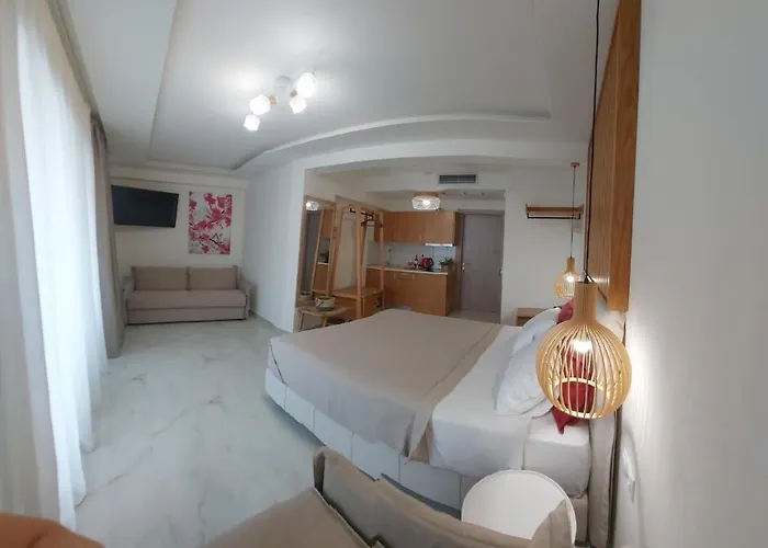 Wide Blue Luxury Boutique Aparthotel