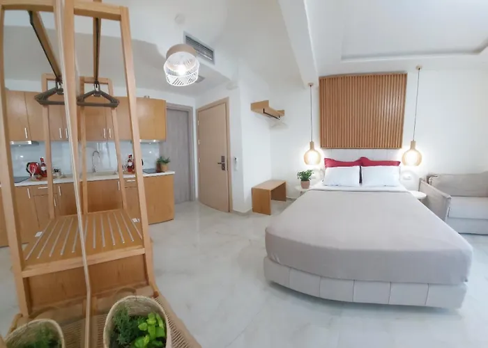Wide Blue Luxury Boutique Aparthotel 4*