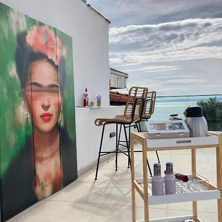 Wide Blue Luxury Boutique Aparthotel 4*