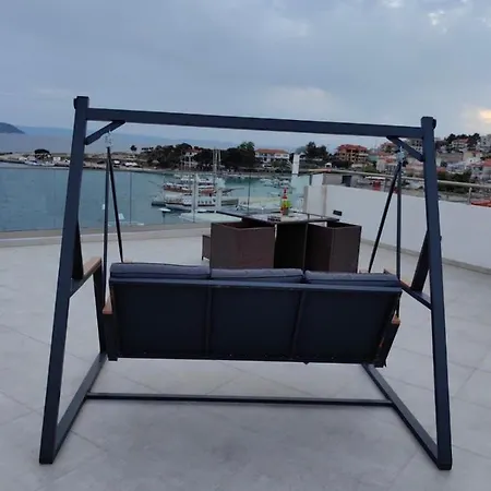מלון דירות Wide Blue Luxury Boutique