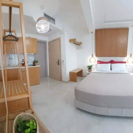 Wide Blue Luxury Boutique Aparthotel 4*