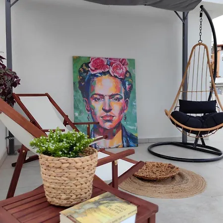 Wide Blue Luxury Boutique Апарт-отель Неос-Мармарас