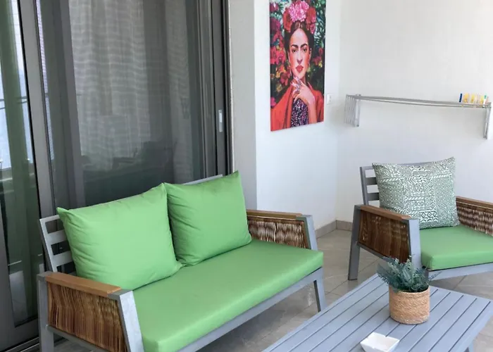 Wide Blue Luxury Boutique Apart-hotel 4*